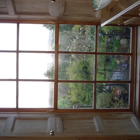 Bed & Breakfast Stirabout Lane 4*