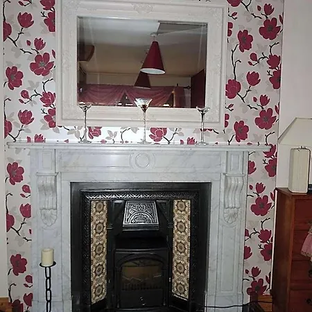 Stirabout Lane 4*