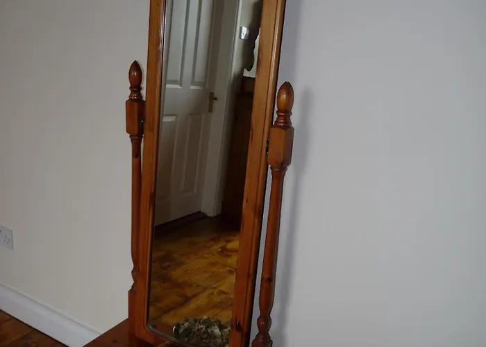 Stirabout Lane Bed & Breakfast 4*