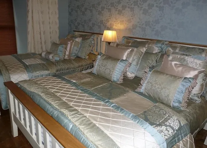 Stirabout Lane Bed & Breakfast 4*