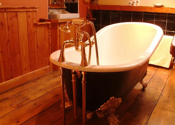 Stirabout Lane Bed & Breakfast 4*